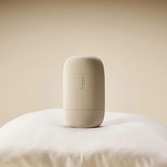 Fussy Stone Grey deodorant etui soft-touch grå