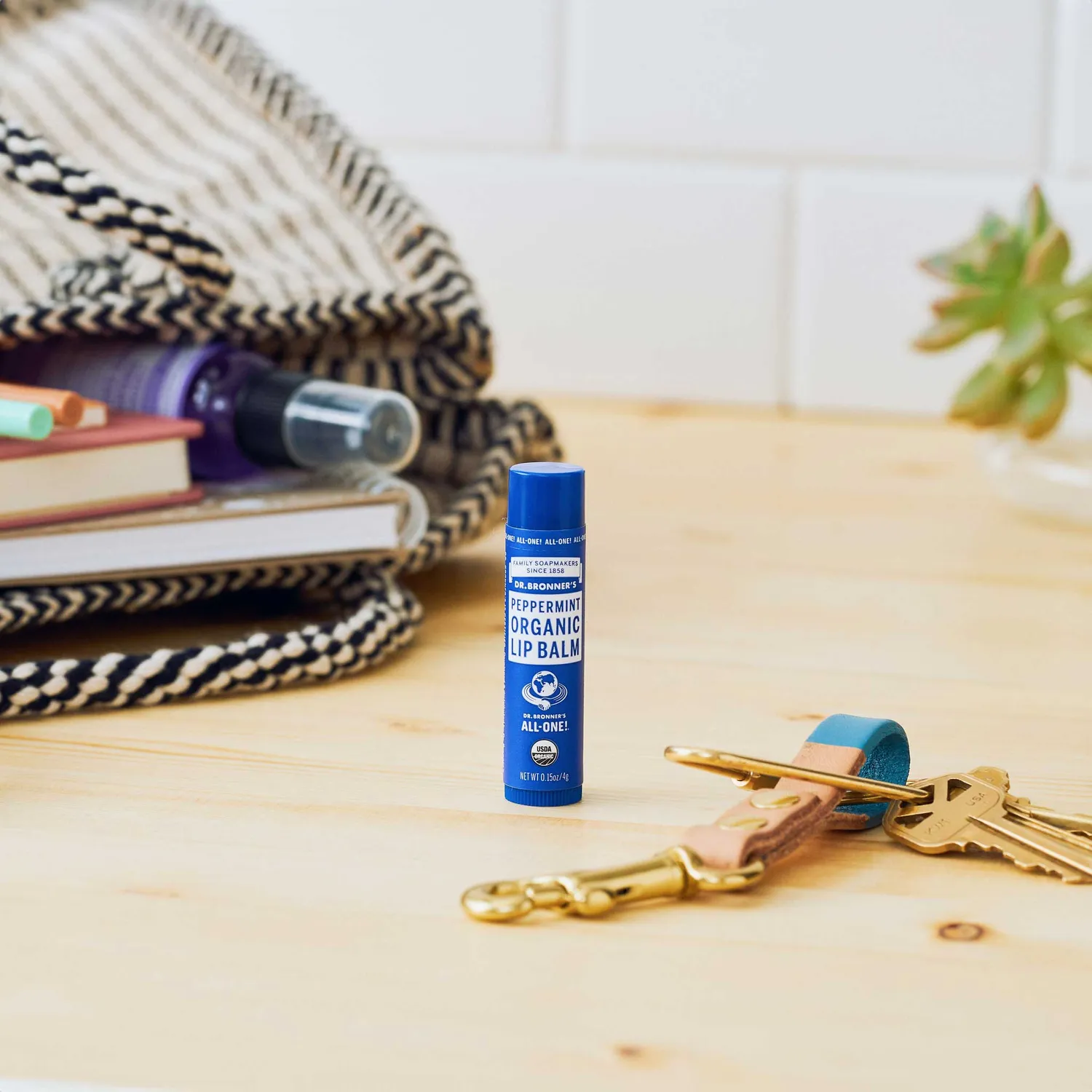 Dr. Bronner's Peppermint læbepomade 4 g kølende