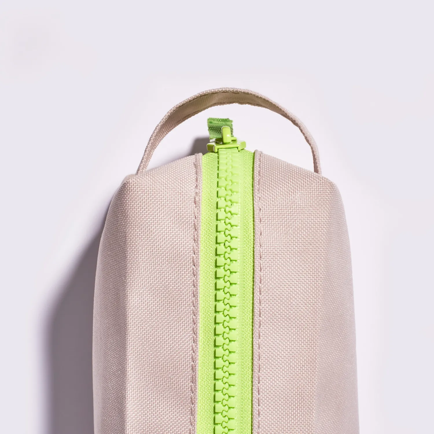 Fussy Recycled Washbag toilettaske neon beige genbrug
