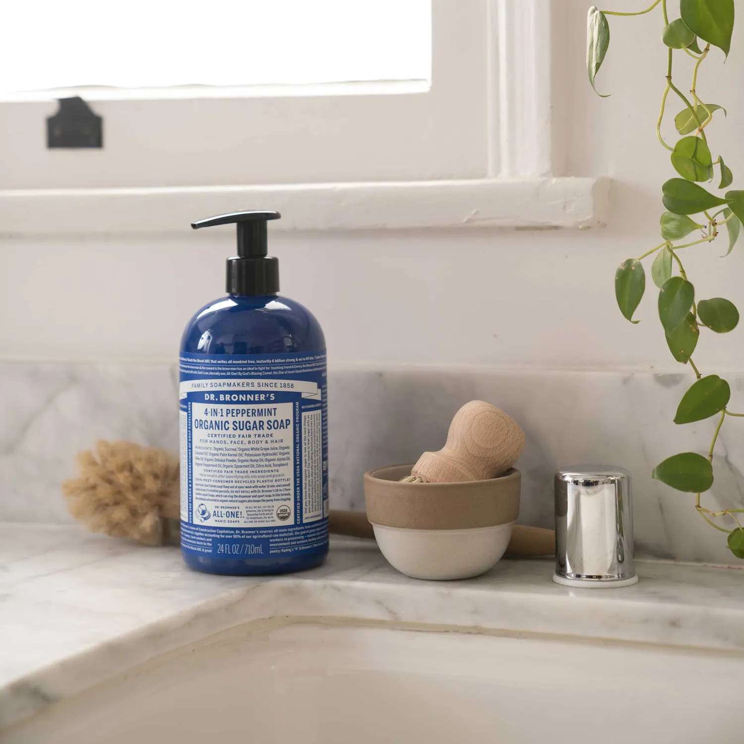 Dr. Bronner's Organic Sugar Peppermint flydende sæbe 12 oz